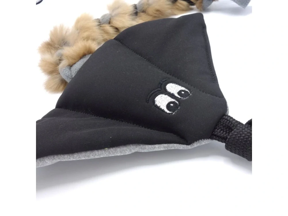 Odolná hračka pro psa – softshellový rejnok s králičí kožešinou, černá a šedá