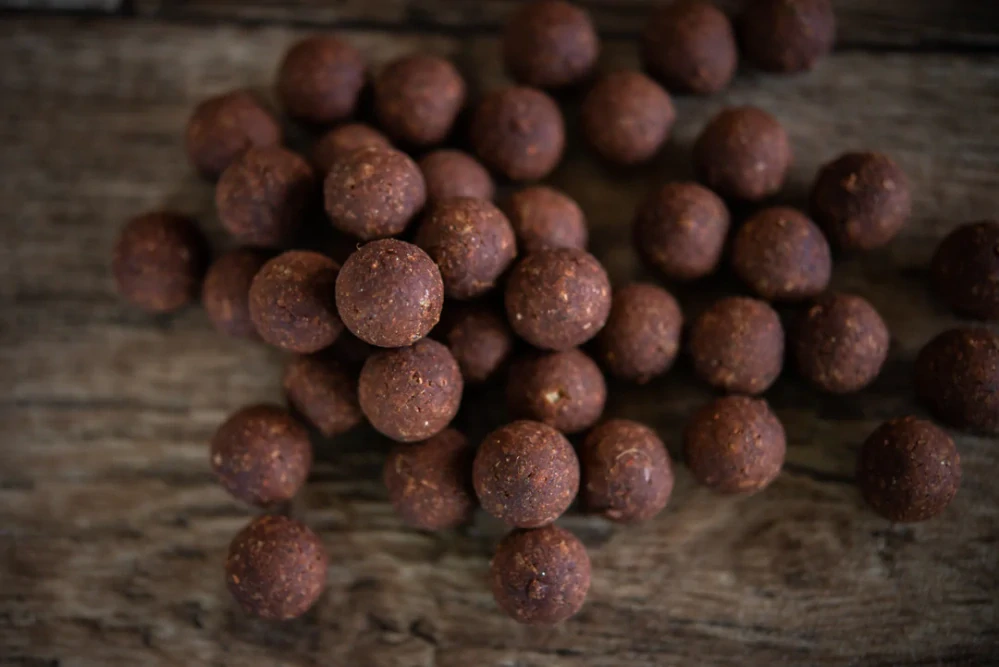 Dingo Masové kuličky — kachna a losos – 150 g