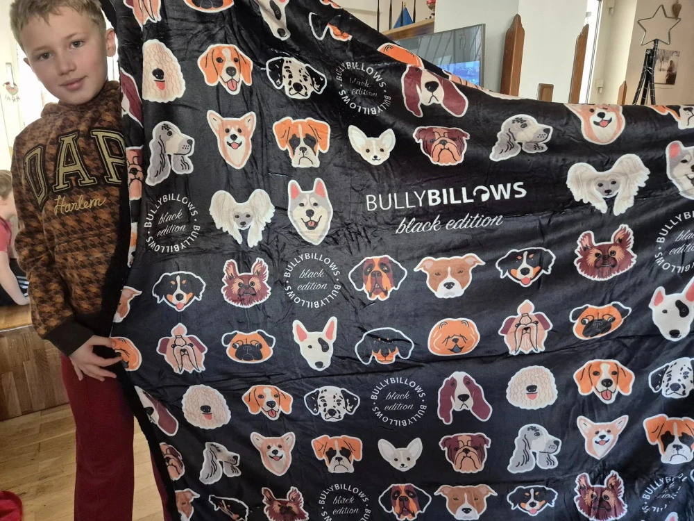 BullyBillows - Luxusní deka pro psy i lidi
